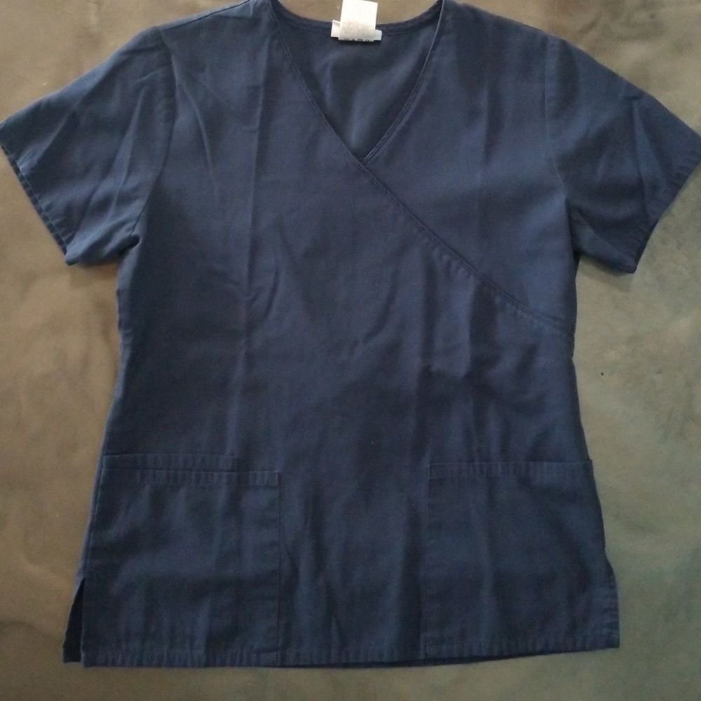 Scrub top